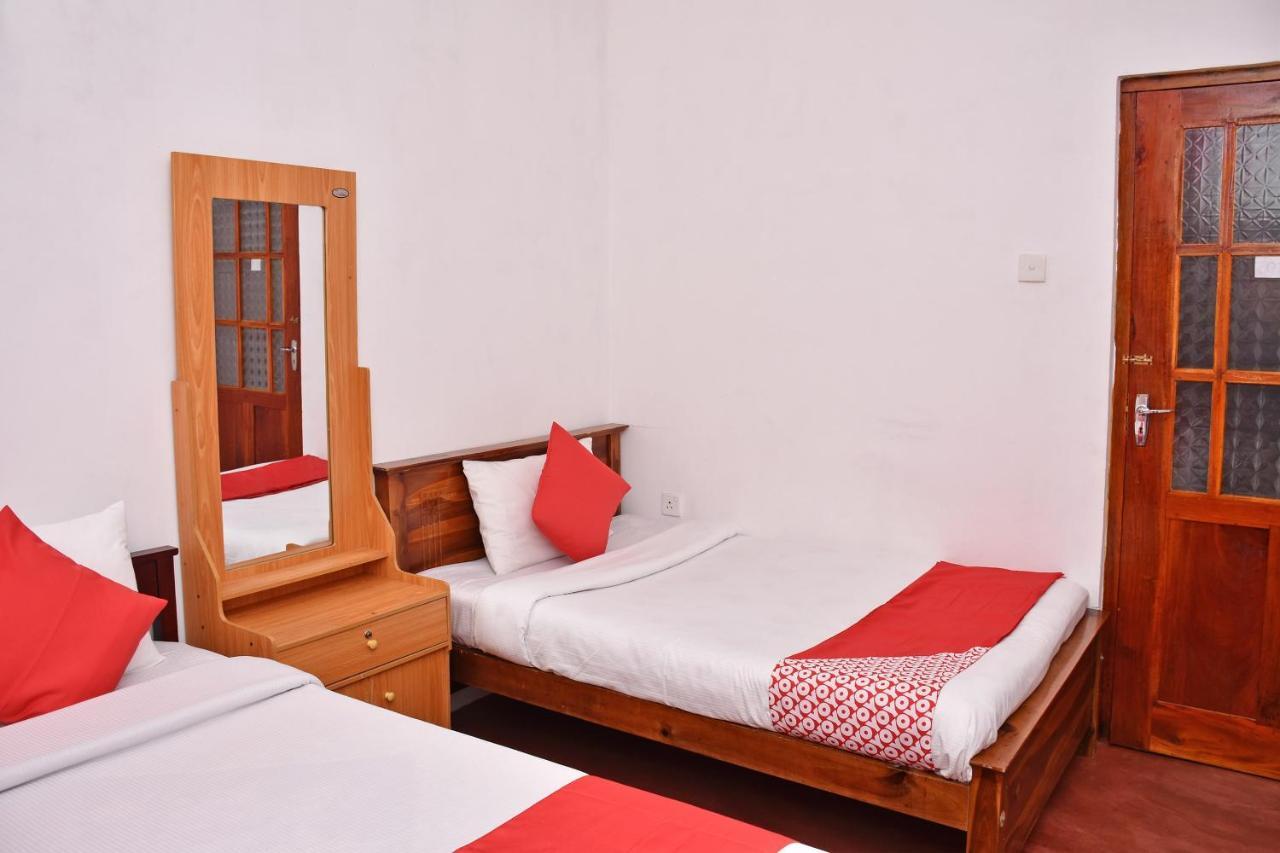 Roshan Guest House Нувара-Элия Экстерьер фото